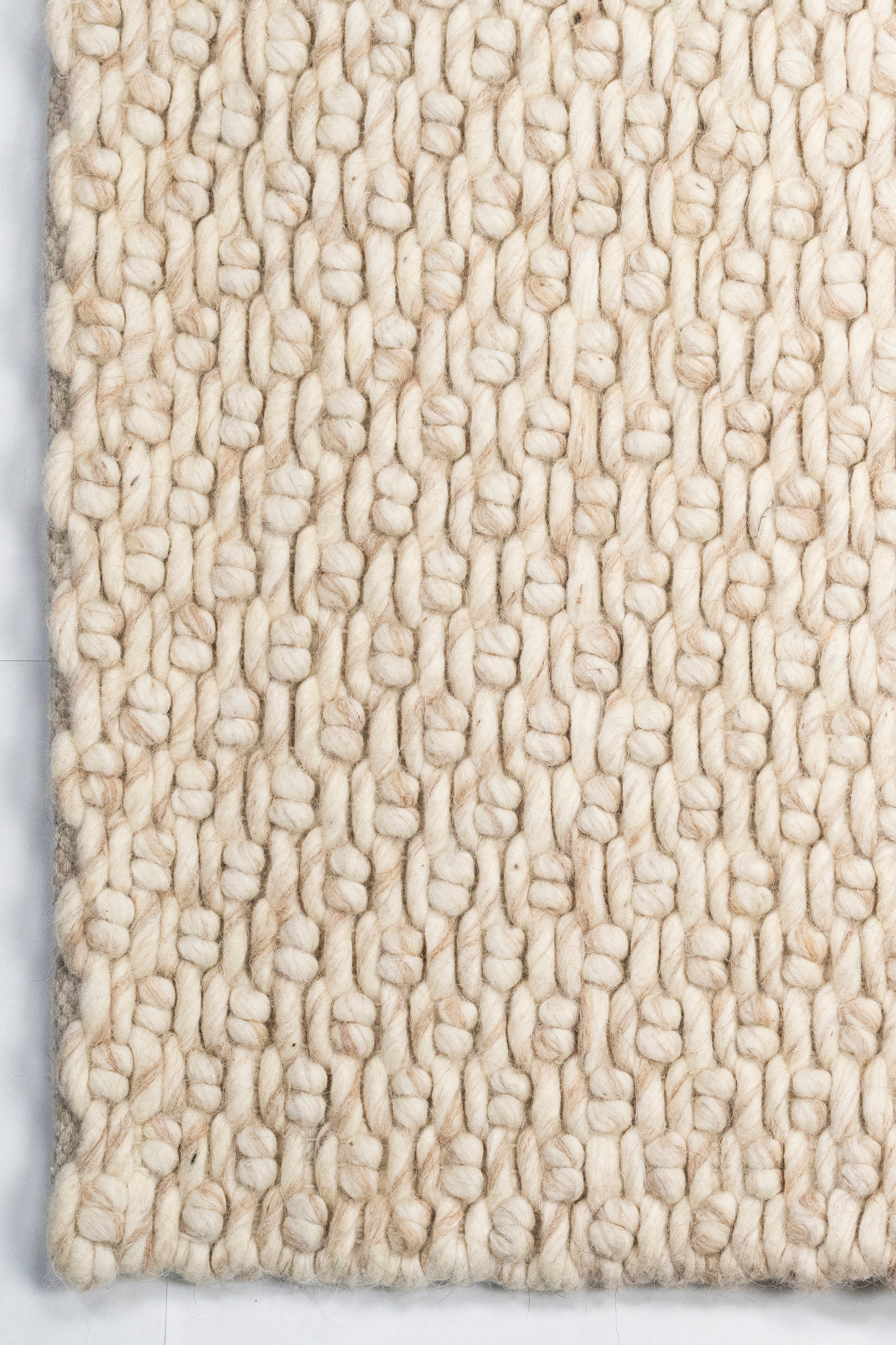Anika N8048